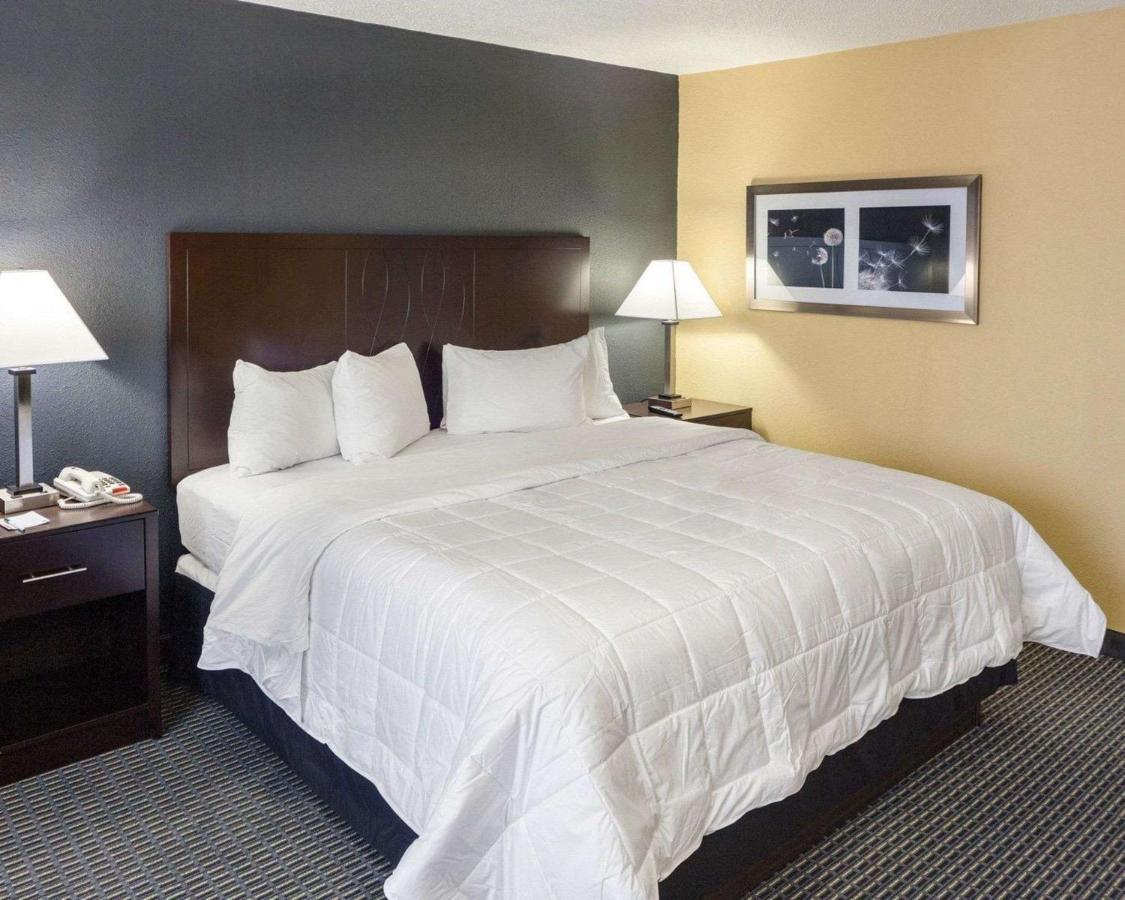 Quality Inn 몬트필리어 외부 사진