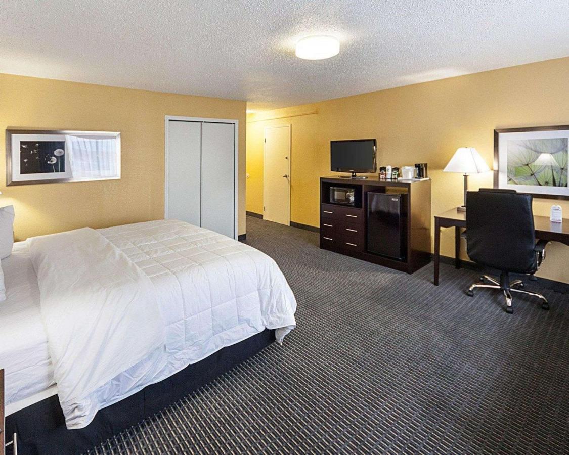 Quality Inn 몬트필리어 외부 사진